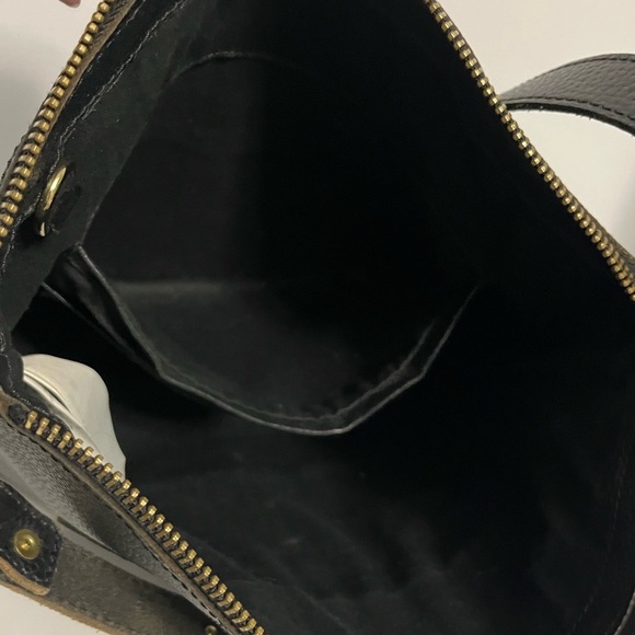 Abercrombie and Fitch Satchel Black Leather Bag - Picture 9 of 14